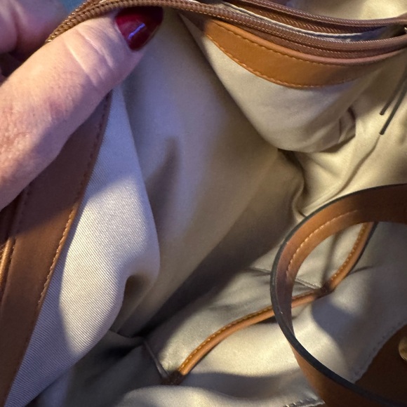 Nine West Tote - Picture 5 of 6